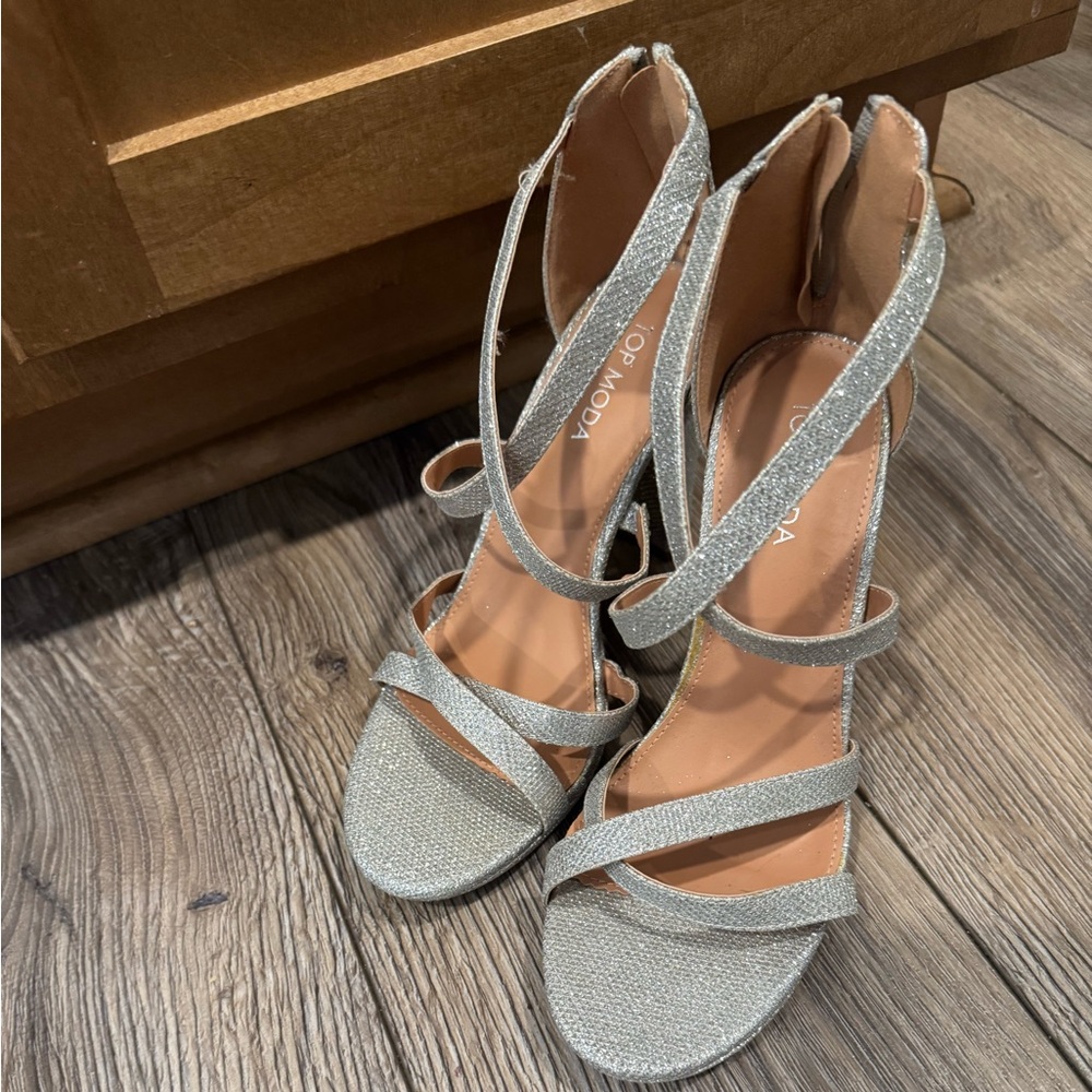 TOP Moda Silver Rhinestone Strappy Heels